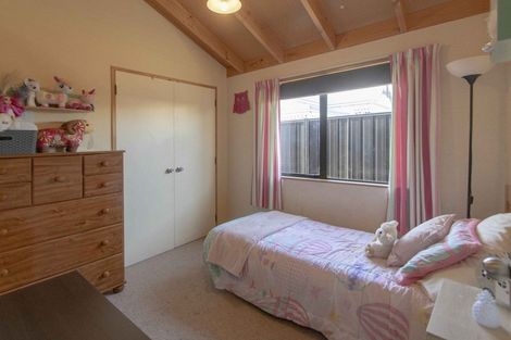 Photo of property in 69a Church Road, Taradale, Napier, 4112