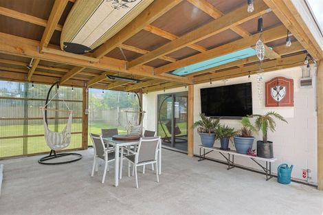 Photo of property in 20 Cook Street, Carters Beach, Westport, 7825