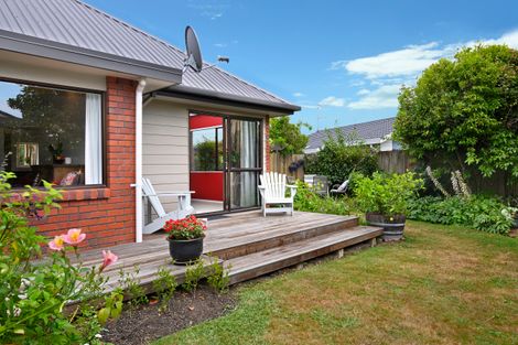 Photo of property in 21 Farnham Drive, Richmond, 7020