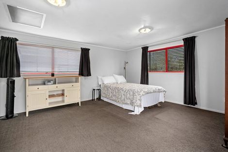 Photo of property in 13 Hamilton Road, Cambridge, 3434