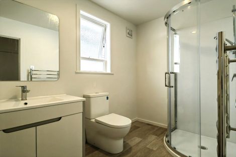 Photo of property in 11 Cypress Place, Sunnynook, Auckland, 0620