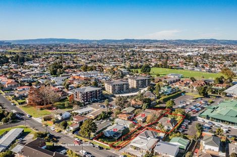 Photo of property in 23 Halver Road, Hillpark, Auckland, 2102