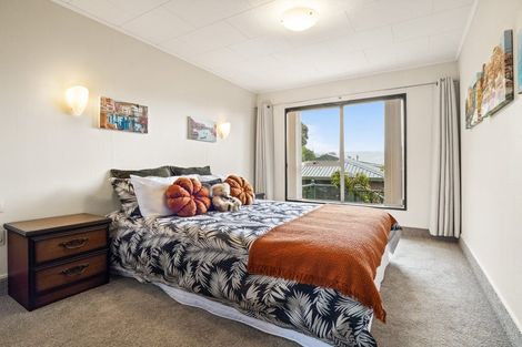 Photo of property in 62 Easther Crescent, Kew, Dunedin, 9012