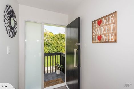 Photo of property in 4b Rheingold Place, Huapai, Kumeu, 0810