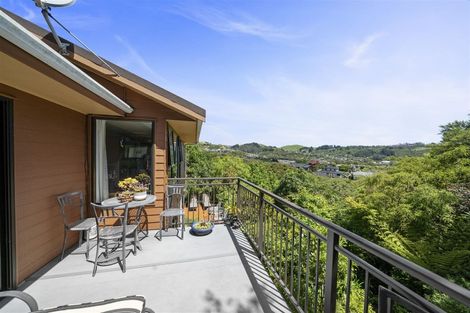 Photo of property in 38 James Cook Drive, Whitby, Porirua, 5024