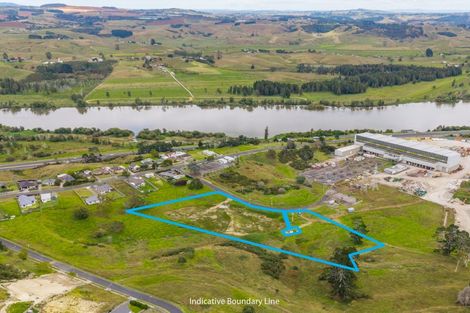 Photo of property in 16 Taniwha Street, Meremere, Mercer, 2474