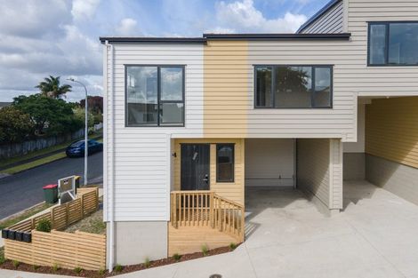 Photo of property in 50 Sandgate Avenue, Botany Downs, Auckland, 2010