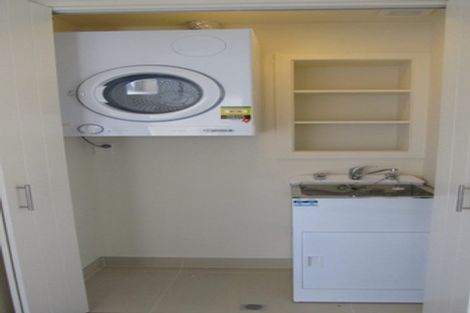 Photo of property in 9b Linden Avenue, Tawa, Wellington, 5028