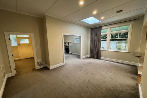 Photo of property in 29 Maida Vale Road, Roseneath, Wellington, 6011