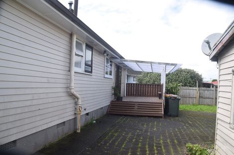 Photo of property in 1 Birchlea Rise, Goodwood Heights, Auckland, 2105