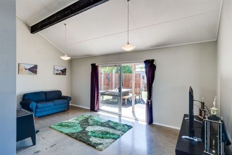 Photo of property in 16 Townshend Crescent, Greenmeadows, Napier, 4112
