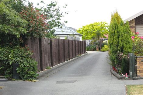 Photo of property in 5 Elmtree Close, Parklands, Christchurch, 8083