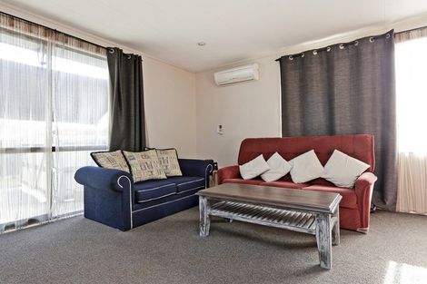 Photo of property in 2/2 Lee Road, Taradale, Napier, 4112