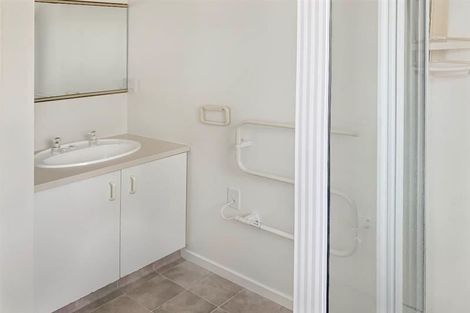 Photo of property in 4/60 Somerset Crescent, Spreydon, Christchurch, 8024