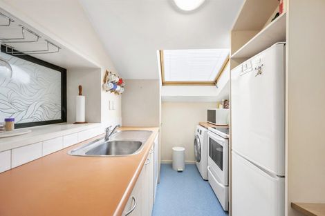 Photo of property in Courtenay Mews Apartments, 14/14u Alpha Street, Te Aro, Wellington, 6011