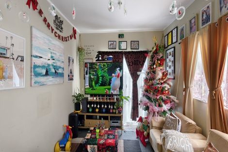 Photo of property in 2 Halswell Street, Mangere East, Auckland, 2024