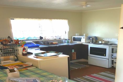 Photo of property in 1/5 Senecio Place, Weymouth, Auckland, 2103