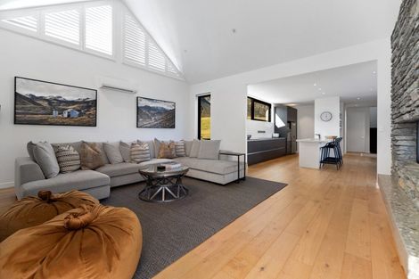 Photo of property in 4 Stockyard Lane, Jacks Point, Queenstown, 9371