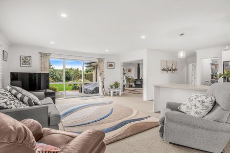 Photo of property in 6 Ormandy Court, Amberley, 7410