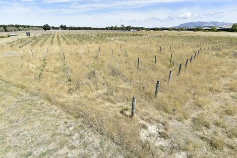 Photo of property in 53 Te Taniwha Road, One Tree Point, 0118