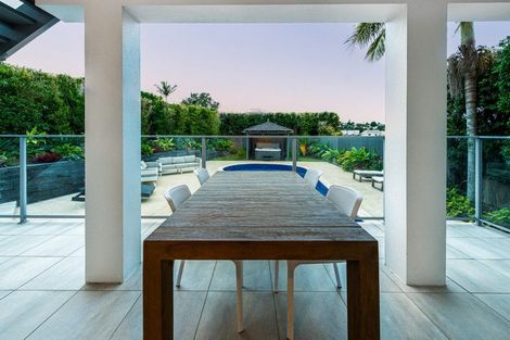 Photo of property in 107 East Coast Road, Castor Bay, Auckland, 0620