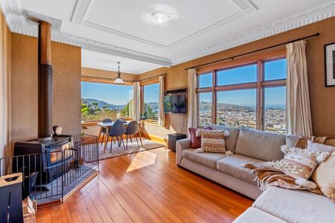 Photo of property in 127 Forfar Street, Clyde Hill, Dunedin, 9011