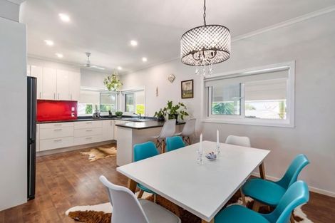 Photo of property in 17 Gala Place, Henderson, Auckland, 0612