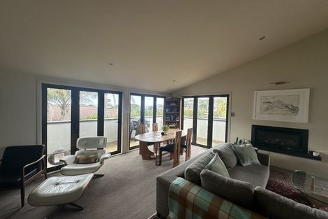 Photo of property in 46 Masterton Road, Rothesay Bay, Auckland, 0630