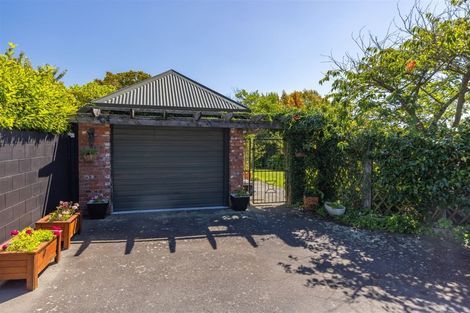 Photo of property in 83 Leinster Road, Merivale, Christchurch, 8014