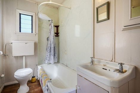 Photo of property in 16 Meadow Street, Kaiapoi, 7630