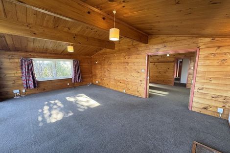 Photo of property in 9 Versailles Street, Karori, Wellington, 6012