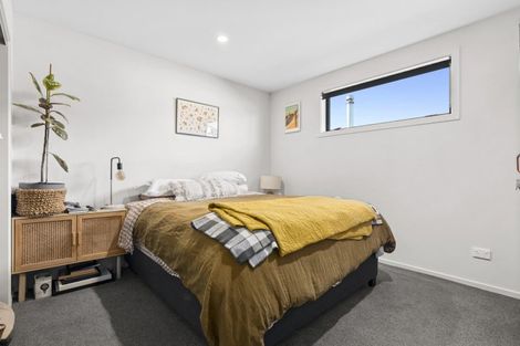 Photo of property in 5 Mount Creighton Crescent, Wanaka, 9305