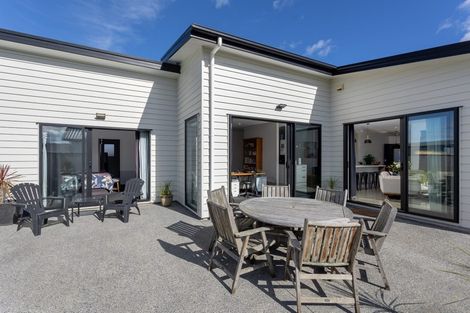 Photo of property in 7 The Landing, Riverhead, 0820
