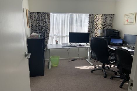 Photo of property in 10 Halswater Drive, Churton Park, Wellington, 6037