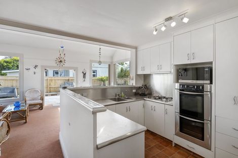 Photo of property in 26 Regan Street, Stratford, 4332