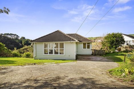 Photo of property in 7 Cheshire Street, Cannons Creek, Porirua, 5024