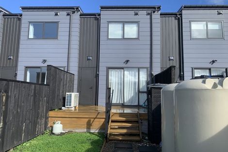 Photo of property in 11/1 Scott Road, Hobsonville, Auckland, 0616