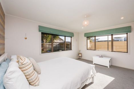 Photo of property in 3 Forbes Road, Foxton Beach, Foxton, 4815