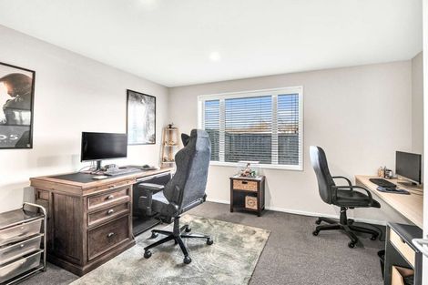 Photo of property in 28 Northwater Drive, Northwood, Christchurch, 8051