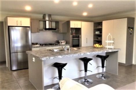 Photo of property in 49 Alva Glen Place, Pyes Pa, Tauranga, 3112