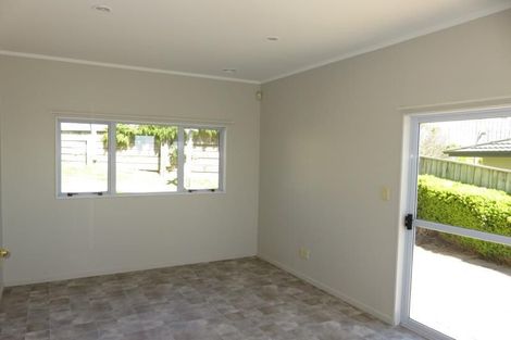 Photo of property in 5 Bathgate Street, Johnsonville, Wellington, 6037
