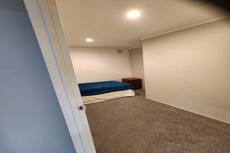 Photo of property in 774 East Coast Road, Oteha, Auckland, 0630