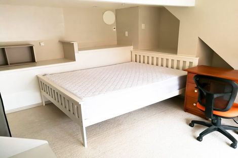 Photo of property in 1/56 Roberts Road, Glenfield, Auckland, 0629