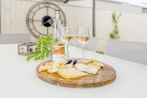 Photo of property in 43 Oakley Drive, Prebbleton, 7604