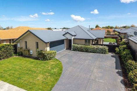 Photo of property in 6 Bayliss Close, Northwood, Christchurch, 8051