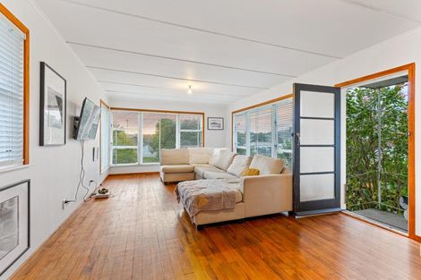 Photo of property in 179 Rathgar Road, Henderson, Auckland, 0610