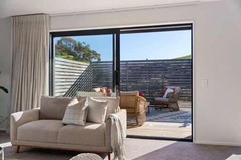 Photo of property in 9 Kaiwaru Place, Waikanae, 5036