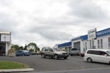 Photo of property in 172 Kitchener Road, Pukekohe, 2120