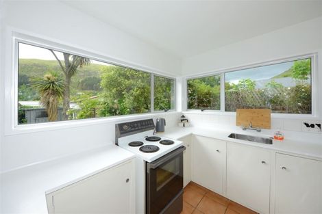 Photo of property in 2/123 Wakefield Avenue, Sumner, Christchurch, 8081