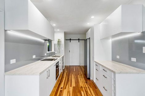 Photo of property in 57a Church Road, Taradale, Napier, 4112